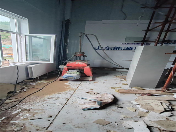 鸡东地基基础下沉墙体裂缝加固注浆顶升施工